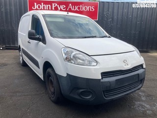 Location: Stapleford - 2013 PEUGEOT PARTNER 625 S L1 HDI Panel Van REG: YA13HXJ, Keys: No, MOT Expiry date: 02/06/2025, 1560 Diesel, 5 Speed Manual Diesel, Former Keepers: 3