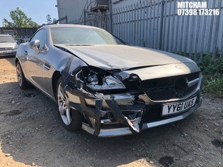 Location: Mitcham - 2011 MERCEDES-BENZ SLK200 EDITION 125 BLUEEF Convertible REG: YY61UAS, Keys: No, MOT Expiry date: 08/07/2025, 1796 Petrol, 7 Speed Auto Petrol, Former Keepers: 4