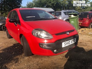 Location: Mitcham - 2010 FIAT PUNTO EVO GP 3 Door Hatchback REG: SH10XXD, Keys: No, MOT Expiry date: 27/02/2026, 1368 Petrol, 5 Speed Manual Petrol, Former Keepers: 9
