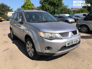 Location: Mitcham - 2008 MITSUBISHI OUTLANDER ELEGANCE A Estate REG: WX58YUB, Keys: No, MOT Expiry date: 03/07/2025, 2360 Petrol, 6 Speed Auto Petrol, Former Keepers: 5