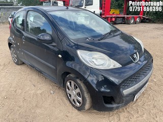 Location: Peterborough - 2010 PEUGEOT 107 URBAN 3 Door Hatchback REG: EO10PYL, Keys: No, MOT Expiry date: 11/12/2025, 998 Petrol, 5 Speed Manual Petrol, Former Keepers: 4
