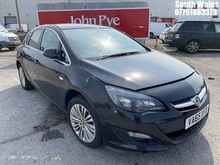 Location: South Wales - 2016 VAUXHALL ASTRA EXCITE 5 Door Hatchback REG: VA65XFD, Keys: No, MOT Expiry date: 24/01/2025, 1398 Petrol, 5 Speed Manual Petrol, Former Keepers: 4