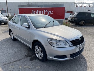 Location: South Wales - 2011 SKODA OCTAVIA SE TSI 5 Door Hatchback REG: CN11CKG, Keys: No, MOT Expiry date: 08-06-2025, 1390 Petrol, 6 Speed Manual Petrol, Former Keepers: 4
