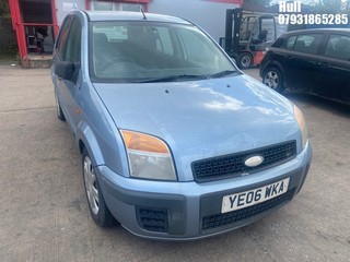 Location: Hull - 2006 FORD FUSION STYLE CLIMATE 5 Door Hatchback REG: YE06WKA, Keys: No, MOT Expiry date: 10/11/2024, 1388 Petrol, 5 Speed Manual Petrol, Former Keepers: 4