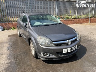 Location: Hayes - 2009 VAUXHALL ASTRA DESIGN AUTO 3 Door Hatchback REG: LS59LYD, Keys: No, MOT Expiry date: 18/05/2026, 1796 Petrol, 4 Speed Auto Petrol, Former Keepers: 4