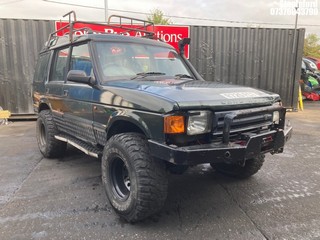 Location: Stapleford - 1998 LAND ROVER DISCOVERY Light 4X4 Utility REG: R725FCT, Keys: No, MOT Expiry date: 25/02/2023, 2495 Diesel, , Former Keepers: 8