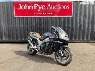Location: Stapleford - 1997 KAWASAKI ZX 900-B4 Motorcycle REG: R866DRF, Keys: No, MOT Expiry date: 19/06/2024, 899 Petrol, , Former Keepers: 8