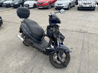 Location: Belvedere - 2015 SINNIS SHUTTLE Motorcycle REG: AU65KYE, Keys: No, MOT Expiry date: 07/07/2022, 125 Petrol, automatic, Former Keepers: 12
