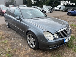 Location: MITCHAM - 2007 MERCEDES E320 CDI AVANTGARDE AUTO Ambulance REG: VX57TYS, 2987cc Diesel, 7 Speed Auto Diesel, Former Keepers: 7, Keys: No, MOT: Expiry date02/08/2025