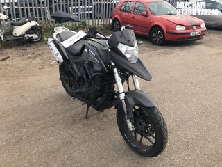 Location: Mitcham - 2017 SINNIS ZS 125-86 TERRAIN Motorcycle REG: MF67PVX, Keys: No, MOT Expiry date: 10/11/2024, 125 Petrol, Manual, Former Keepers: 5