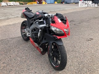 Location: Mitcham - 2012 APRILIA RS4 125 Motorcycle REG: WA61HYG, Keys: No, MOT Expiry date: 10/03/2025, 125 Petrol, MANUAL, Former Keepers: 7
