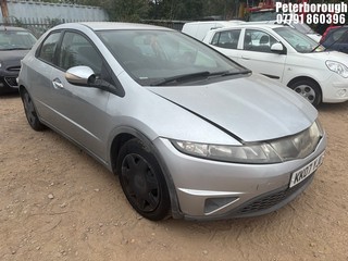 Location: Peterborough - 2007 HONDA CIVIC SE I-DSI 5 Door Hatchback REG: KK07YJU, Keys: No, MOT Expiry date: 24/09/2025, 1339 Petrol, 6 Speed Manual Petrol, Former Keepers: 3