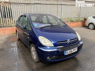 Location: Hayes - 2006 CITROEN XSARA PICASSO EXCL 110 MPV REG: HJ56PVT, Keys: No, MOT Expiry date: 12/07/2025, 1560 Diesel, 5 Speed Manual Diesel, Former Keepers: 7