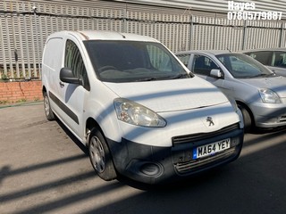 Location: Hayes - 2014 PEUGEOT PARTNER 850 S L1 HDI Panel Van REG: MA64YEY, Keys: No, MOT Expiry date: 16/10/2024, 1560 Diesel, 5 Speed Manual Diesel, Former Keepers: 4