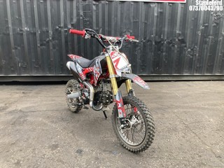 Location: Stapleford -  M2R KXF125 MOTORCYCLE REG: OFFROAD BIKE49, Keys: Required, MOT Expiry date: , 125 , 4 SPEED MANUAL, Former Keepers: