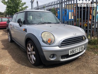 Location: Mitcham - 2007 MINI ONE 3 Door Hatchback REG: HN57EVD, Keys: No, MOT Expiry date: 22/05/2025, 1397 Petrol, 6 Speed Manual Petrol, Former Keepers: 6