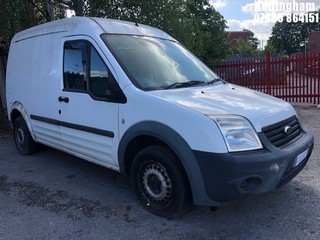 Location: Nottingham - 2013 FORD TRANSIT CONNECT 90 T230 Panel Van REG: YF13WCD, Keys: No, MOT Expiry date: 05/06/2023, 1753 Diesel, 5 Speed Manual Diesel, Former Keepers: 2
