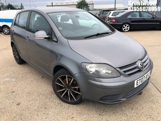 Location: Brentwood - 2007 VOLKSWAGEN GOLF PLUS SE 5 Door Hatchback REG: ET07AYJ, Keys: No, MOT Expiry date: 09.12.2025, 1595 Petrol, 6 Speed Manual Petrol, Former Keepers: 7