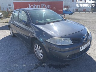 Location: South Wales - 2007 RENAULT MEGANE DYNAMIQUE 5 Door Hatchback REG: KY07NZG, Keys: No, MOT Expiry date: 24/10/2025, 1598 Petrol, 5 Speed Manual Petrol, Former Keepers: 5