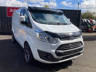 Location: Stapleford - 2015 FORD TRANSIT CUSTOM 330 TREND Panel Van REG: BN15YMX, Keys: Yes, MOT Expiry date: 28/01/2026, 2198 Diesel, 6 Speed Manual Diesel, Former Keepers: 5