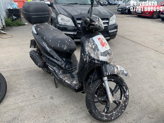 Location: Belvedere - 2013 PEUGEOT TWEET 125 NP Motorcycle REG: LX13AWN, Keys: No, MOT Expiry date: 24/07/2025, 125 Petrol, Automatic, Former Keepers: 4