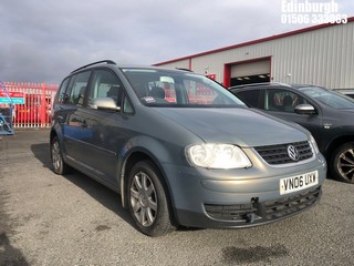 Location: Edinburgh - 2006 VOLKSWAGEN TOURAN SE TDI MPV REG: VN06UXW, Keys: No, MOT Expiry date: 10/01/2025, 1968 Diesel, 6 Speed Manual Diesel, Former Keepers: 4