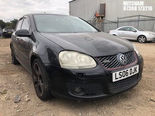 Location: Mitcham - 2006 VOLKSWAGEN  GOLF FSI SE 5 Door Hatchback REG: LS06DJK, Keys: No, MOT Expiry date: 28/04/2025, 1598 Petrol, 6 Speed Manual Petrol, Former Keepers: 5