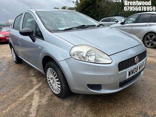 Location: Brentwood - 2008 FIAT GRANDE PUNTO ACTIVE 65 5 Door Hatchback REG: WN08WYP, Keys: No, MOT Expiry date: 19/05/2025, 1242 Petrol, 5 Speed Manual Petrol, Former Keepers: 3