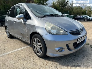 Location: Brentwood - 2006 HONDA JAZZ SPORT 5 Door Hatchback REG: EA06UES, Keys: No, MOT Expiry date: 15/06/2026, 1339 Petrol, 5 Speed Manual Petrol, Former Keepers: 7