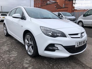 Location: Nottingham - 2015  VAUXHALL  ASTRA LIMITED EDITION 	 5 Door Hatchback 	 REG: LR15NWZ, 1598cc Petrol , 5 Speed Manual Petrol 	, Former Keepers: 8, Keys: Yes, MOT Expiry date: 29/04/2026