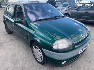 Location: Belvedere - 1999 RENAULT CLIO RXE AUTO 5 Door Hatchback REG: V459FET, 1598cc Petrol, 4 Speed Auto Petrol, Former Keepers: 4, Keys: Yes, MOT Expiry date: 19/07/2025