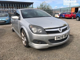 Location: Edinburgh - 2009 VAUXHALL ASTRA SRI XP 3 Door Hatchback REG: DN09YRR, Keys: No, MOT Expiry date: 15/04/2025, 1796 Petrol, 5 Speed Manual Petrol, Former Keepers: 4