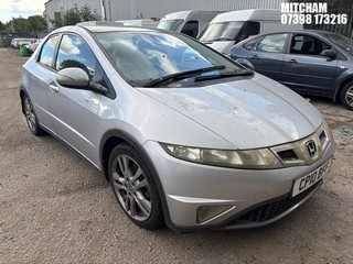 Location: Mitcham - 2010 HONDA CIVIC ES I-VTEC 5 Door Hatchback REG: CP10BFF, Keys: No, MOT Expiry date: 11/09/2025, 1799 Petrol, 6 Speed Manual Petrol, Former Keepers: 3