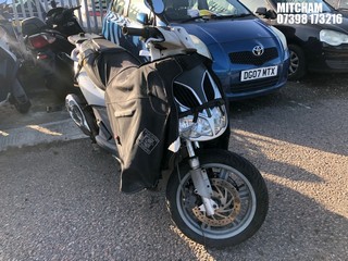 Location: Mitcham - 2007 APRILIA SPORT CITY 250 Motorcycle REG: LJ07VJA, Keys: No, MOT Expiry date: 25/07/2023, 244 Petrol, Automatic, Former Keepers: 4