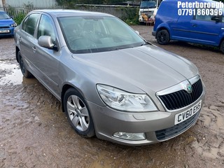 Location: Peterborough - 2010 SKODA OCTAVIA ELEGNE TDI CR S-A 5 Door Hatchback REG: CV60EHS, Keys: No, MOT Expiry date: 08/09/2025, 1598 Diesel, 5 Speed Semi Auto Diesel, Former Keepers: 4