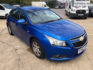 Location: Brentwood - 2012 CHEVROLET CRUZE LT VCDI 5 Door Hatchback REG: SV62OYS, Keys: No, MOT Expiry date: 18.10.2025, 1998 Diesel, 6 Speed Manual Diesel, Former Keepers: 4