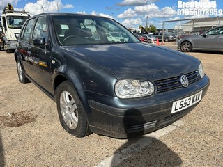 Location: Brentwood - 2003 VOLKSWAGEN GOLF MATCH 5 Door Hatchback REG: LS53WXW, Keys: No, MOT Expiry date: 17/10/2024, 1390 Petrol, 5 Speed Manual Petrol, Former Keepers: 5