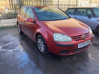 Location: Hayes - 2005 VOLKSWAGEN GOLF FSI SE 5 Door Hatchback REG: GV55UNS, Keys: No, MOT Expiry date: 01/11/2025, 1598 Petrol, 6 Speed Manual Petrol, Former Keepers: 2