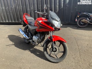 Location: Stapleford - 2010 HONDA CBF 125 M-A Motorcycle REG: LG60NKU, Keys: Yes, MOT Expiry date: 13/04/2026, 125 Petrol, , Former Keepers: 10