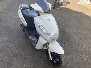 Location: Stapleford - 2017 PEUGEOT KISBEE 50 RN Moped REG: LD67WZJ, Keys: No, MOT Expiry date: 27/06/2024, 49 Petrol, , Former Keepers: 5