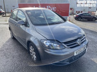 Location: South Wales - 2006 VOLKSWAGEN GOLF PLUS LUNA TDI 105 5 Door Hatchback REG: VO56EWP, Keys: No, MOT Expiry date: 29/07/2025, 1896 Diesel, 5 Speed Manual Diesel, Former Keepers: 8