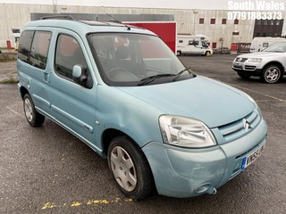 Location: South Wales - 2005 CITROEN BERLINGO M-SPACE DES HDI Estate REG: VN55UWL, Keys: No, MOT Expiry date: 03/10/2025, 1997 Diesel, 5 Speed Manual Diesel, Former Keepers: 5