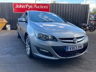 Location: Stapleford - 2013 VAUXHALL ASTRA TECH LINE CDTI ECOF 5 Door Hatchback REG: VX13XKU, Keys: Yes, MOT Expiry date: 16/01/2026, 1686 Diesel, 6 Speed Manual Diesel, Former Keepers: 3