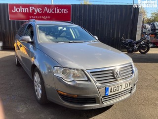 Location: Stapleford - 2007 VOLKSWAGEN PASSAT S TDI AUTO Estate REG: AG07JXW, Keys: Yes, MOT Expiry date: 18/10/2025, 1968 Diesel, 6 Speed Auto Diesel, Former Keepers: 9