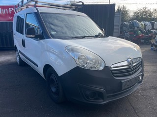 Location: Stapleford - 2014 VAUXHALL COMBO 2300 L1H1 CDTI S/S Panel Van REG: YP14UET, Keys: Yes, MOT Expiry date: 15/04/2026, 1598 Diesel, 6 Speed Manual Diesel, Former Keepers: 3