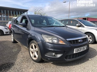 Location: Edinburgh - 2009 FORD FOCUS ZETEC 100 5 Door Hatchback REG: SB09SKZ, Keys: No, MOT Expiry date: 18/01/2025, 1596 Petrol, 5 Speed Manual Petrol, Former Keepers: 10
