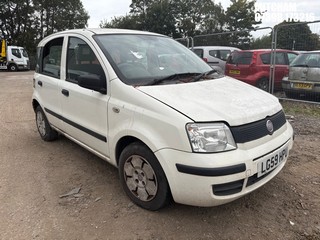 Location: Mitcham - 2009 FIAT PANDA ACTIVE ECO 5 Door Hatchback REG: LG59HPU, Keys: No, MOT Expiry date: 26/09/2024, 1108 Petrol, 5 Speed Manual Petrol, Former Keepers: 4
