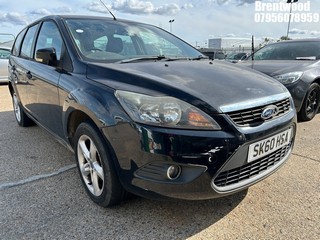 Location: Brentwood - 2011 FORD FOCUS ZETEC Estate REG: SK60HSA, Keys: No, MOT Expiry date: 29/10/2025, 1596 Petrol, 5 Speed Manual Petrol, Former Keepers: 5
