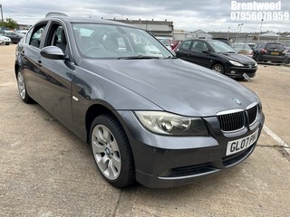 Location: Brentwood - 2007 BMW 325I SE AUTO 4 Door Saloon REG: GL07PNV, Keys: No, MOT Expiry date: 27/06/2026, 2497 Petrol, 6 Speed Auto Petrol, Former Keepers: 4