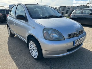 Location: Brentwood - 2000 TOYOTA YARIS CDX AUTO 5 Door Hatchback REG: W365RLH, Keys: No, MOT Expiry date: 06/12/2024, 1299 Petrol, 4 Speed Auto Petrol, Former Keepers: 7